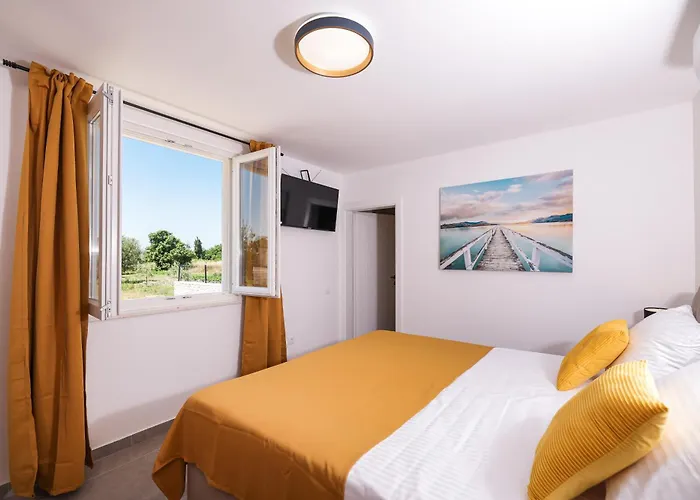 Stone House With Pool Villa