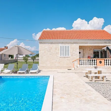 Stone House With Pool * Nin