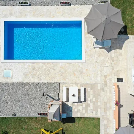 Stone House With Pool *
