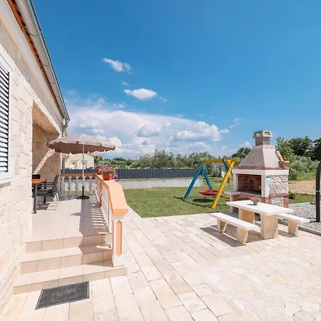 Stone House With Pool Villa