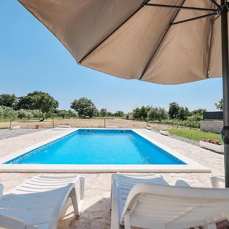 Stone House With Pool Nin
