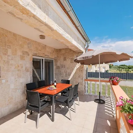 Stone House With Pool *