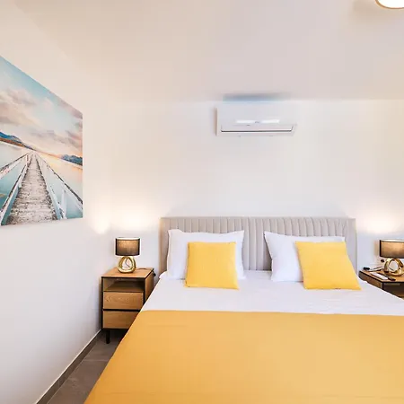 Stone House With Pool *